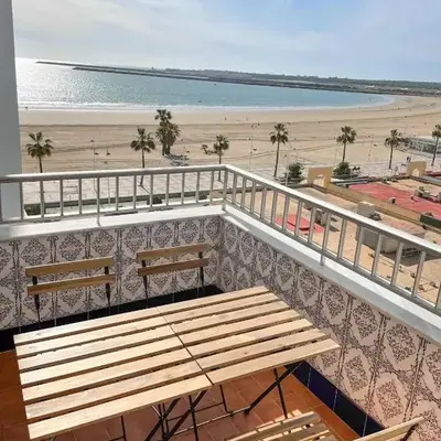 Azvalia - Valparaíso beach apartment - Piscina y parking gratis